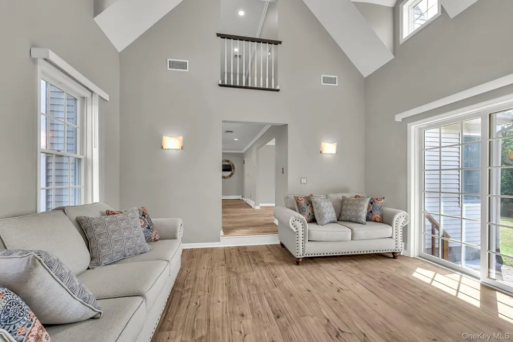 176 Beverly Road Chester, NY 10918
