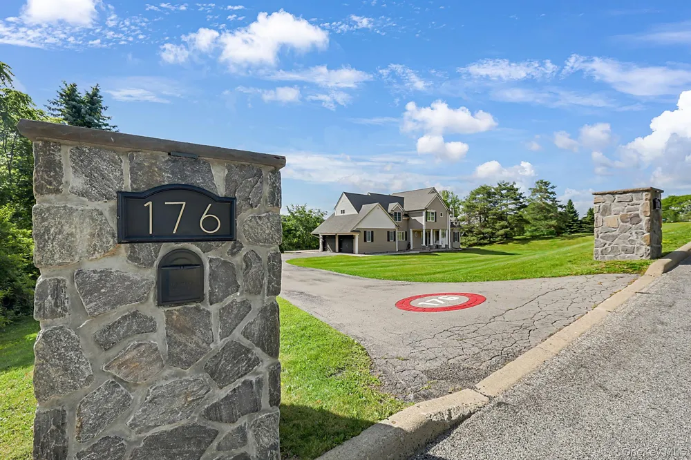 176 Beverly Road Chester, NY 10918