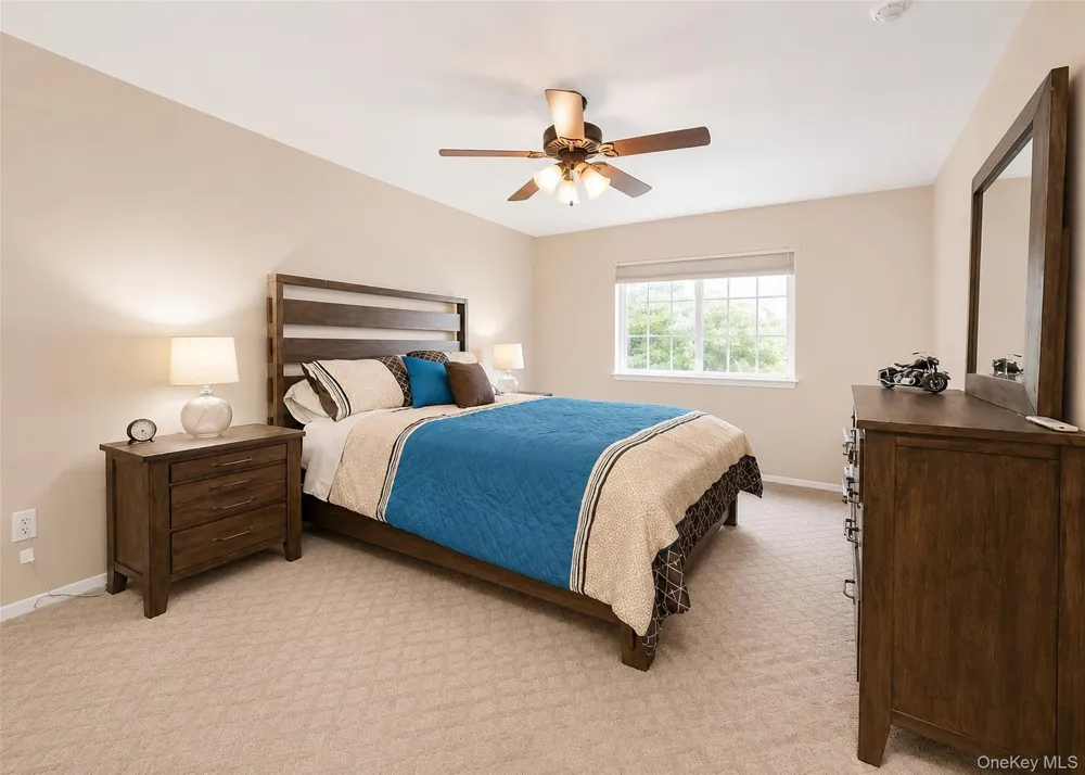 333 Prairie Court Manorville, NY 11949