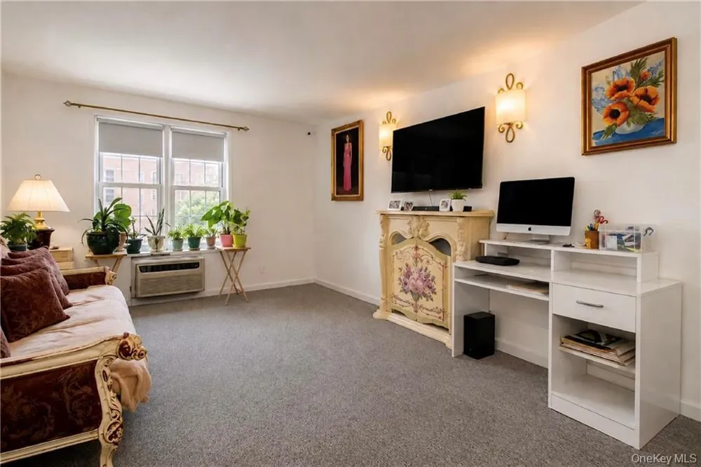 84-39 153rd Avenue #6B Howard Beach, NY 11414