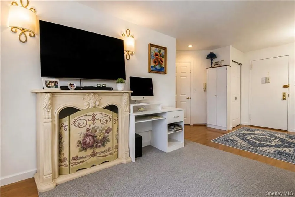 84-39 153rd Avenue #6B Howard Beach, NY 11414
