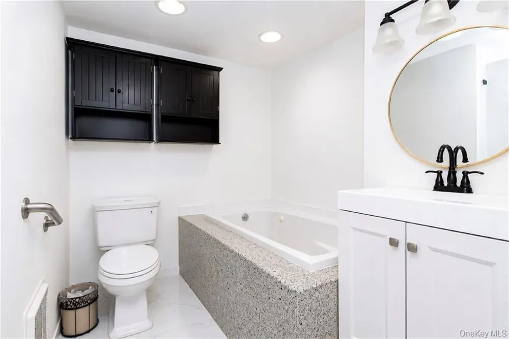 84-39 153rd Avenue #6B Howard Beach, NY 11414