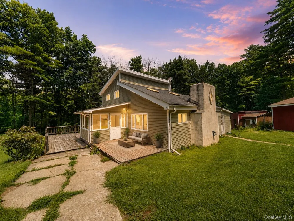 5 Hickman Terrace Wurtsboro, NY 12790