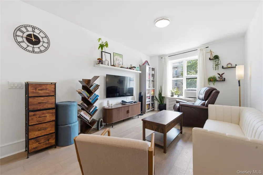 148-09 Northern Boulevard #3C Flushing, NY 11354