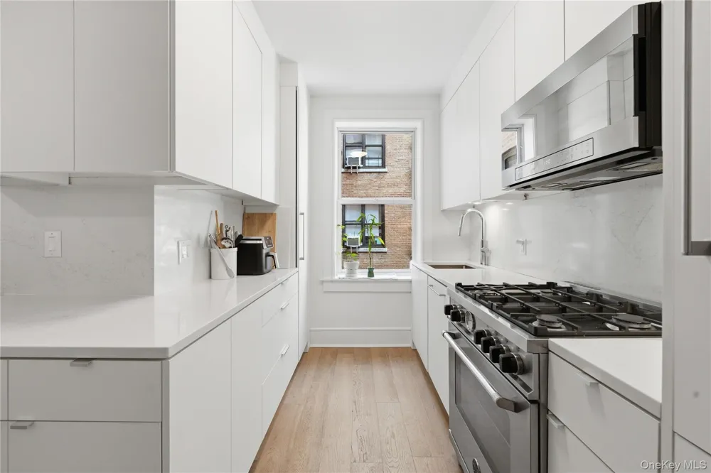 148-09 Northern Boulevard #3C Flushing, NY 11354