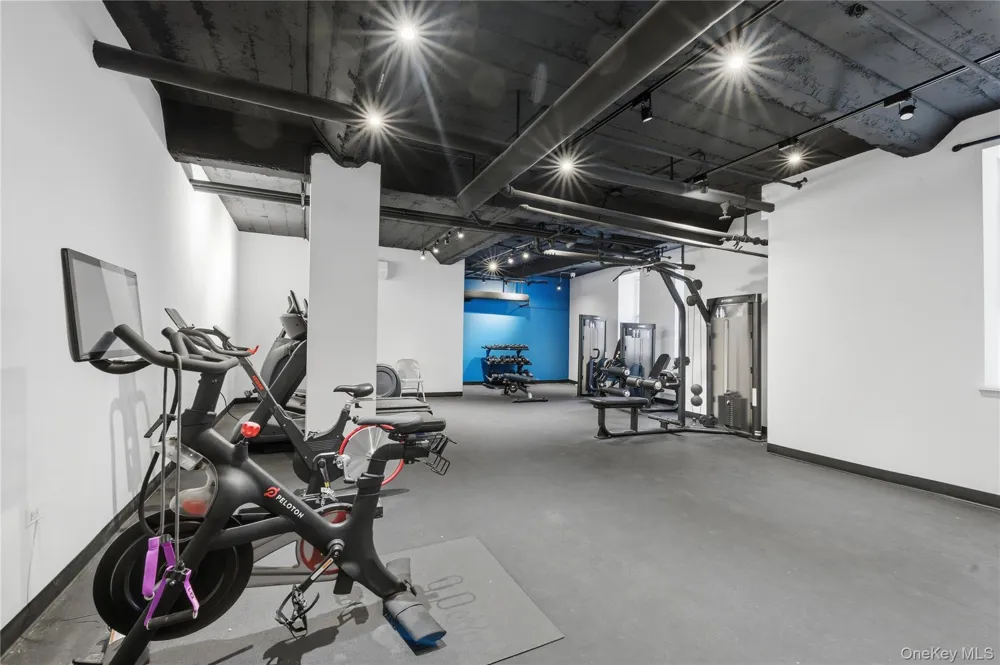 148-09 Northern Boulevard #3C Flushing, NY 11354