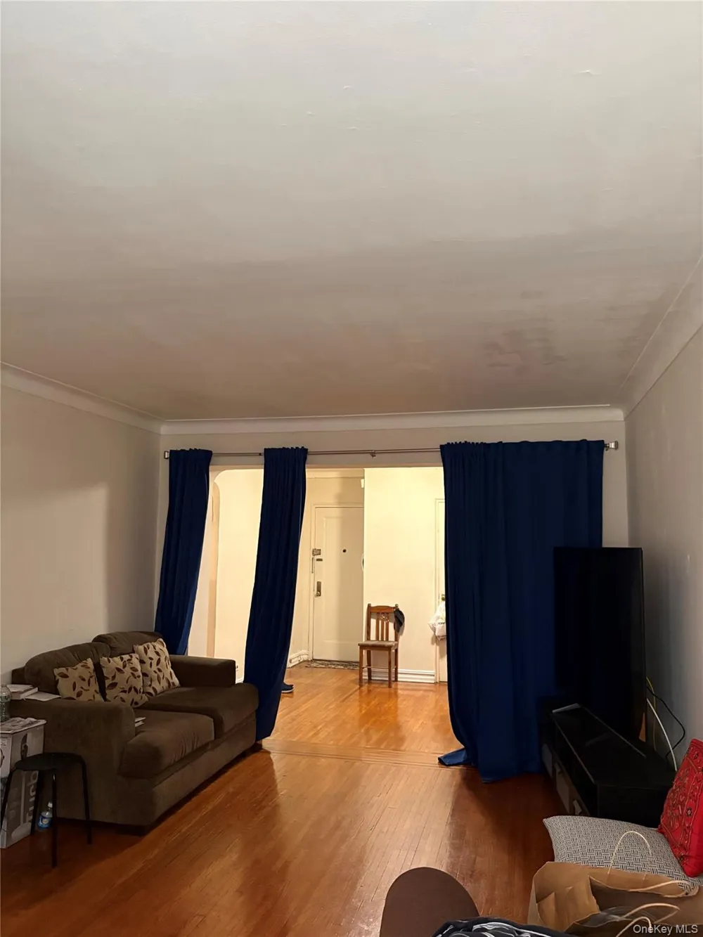 35-35 75th Street #105 Jackson Heights, NY 11372