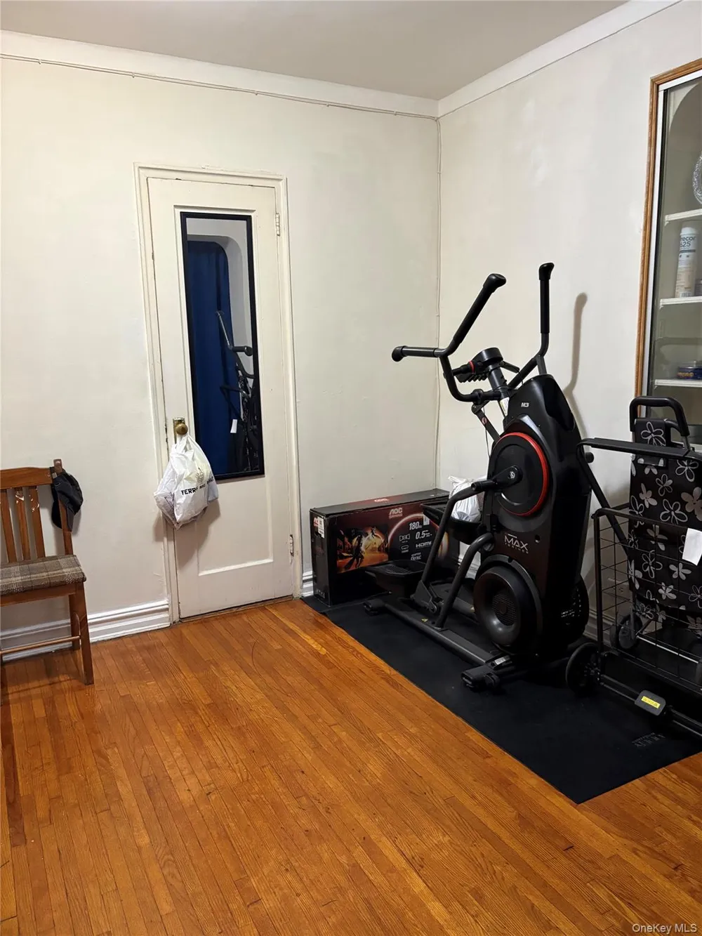 35-35 75th Street #105 Jackson Heights, NY 11372