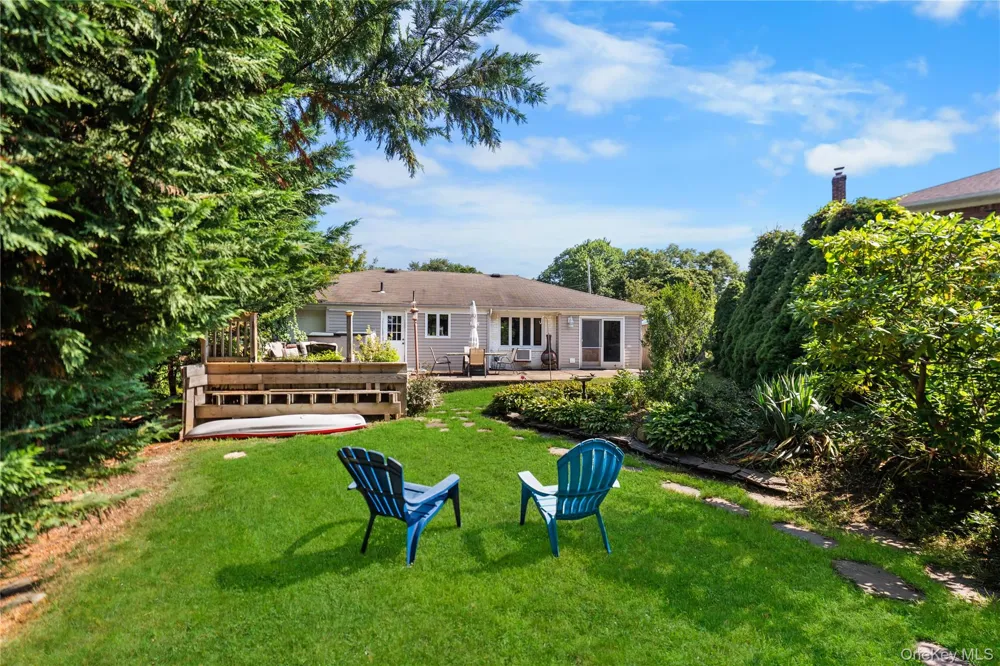 23 Charmian Street Huntington Station, NY 11746