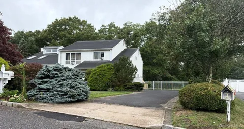 26 Bailey Lane