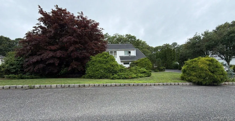 26 Bailey Lane Manorville, NY 11949