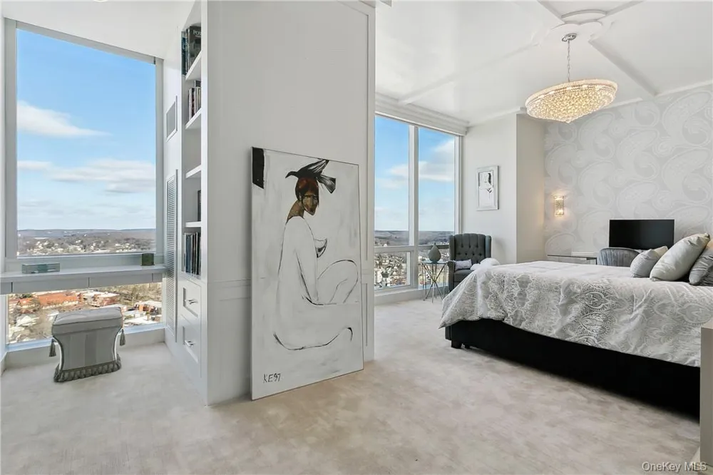 5 Renaissance Square #PH40C White Plains, NY 10601