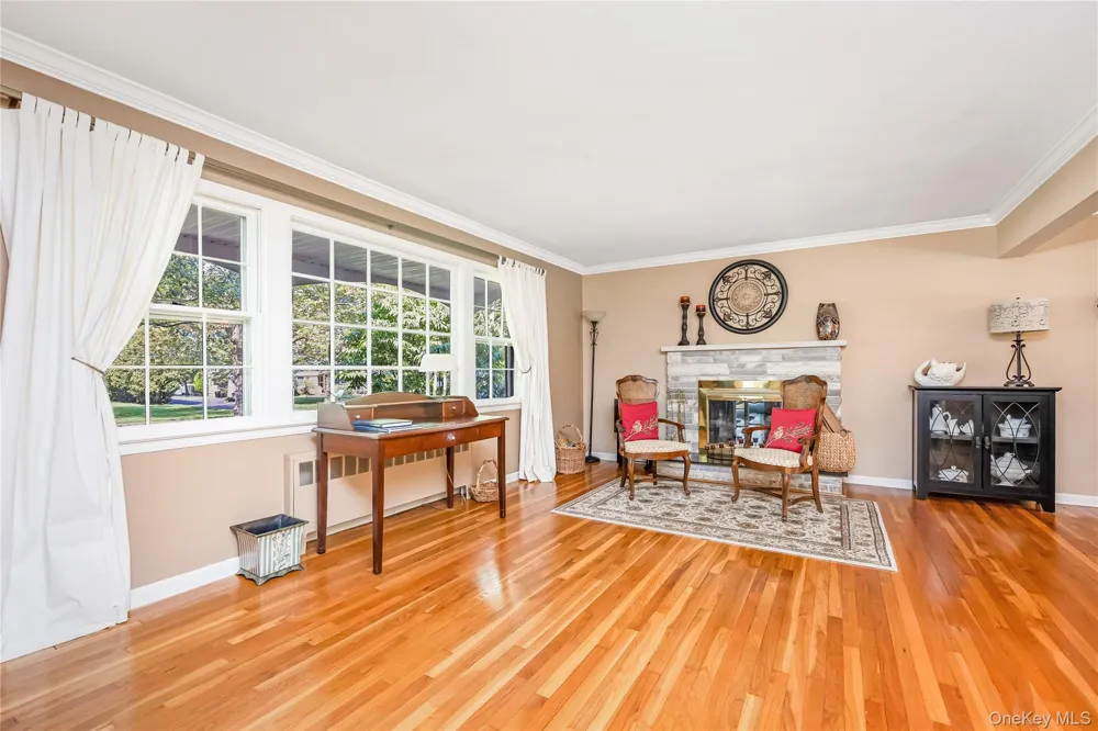 4 Crinkle Court Northport, NY 11768