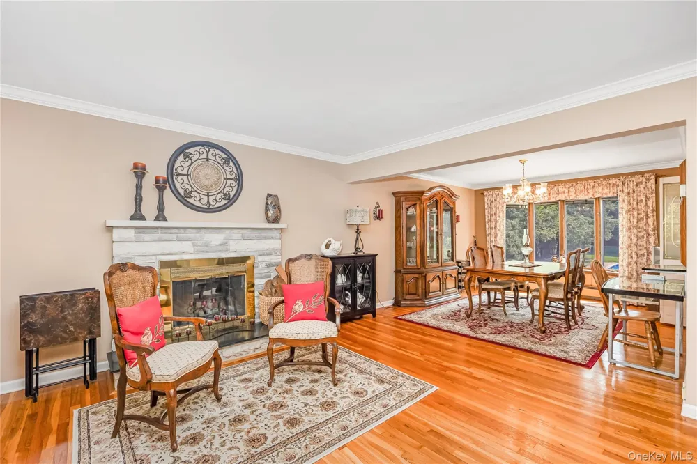 4 Crinkle Court Northport, NY 11768