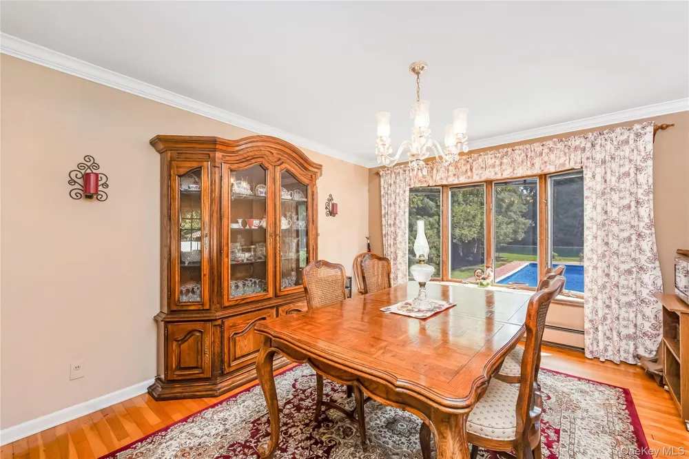 4 Crinkle Court Northport, NY 11768