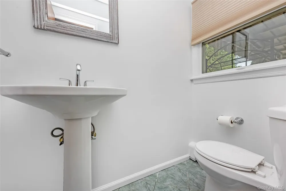 4 Crinkle Court Northport, NY 11768