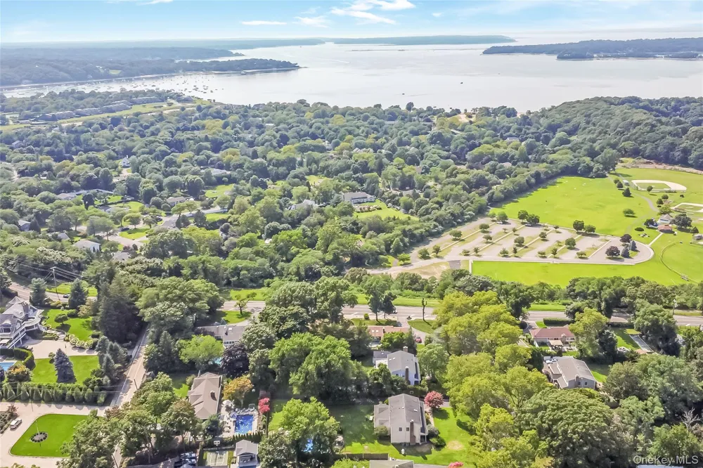 4 Crinkle Court Northport, NY 11768