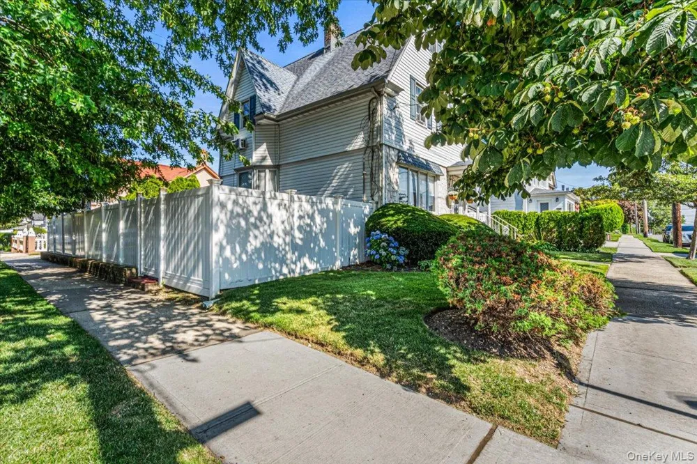 1003 149th Street Whitestone, NY 11357