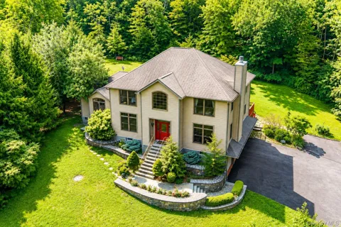 141 Old Tuxedo Road