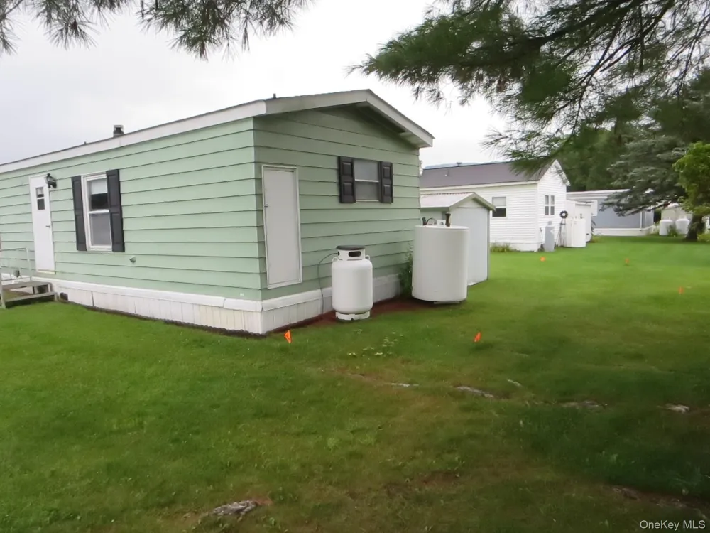 42 MALLARD Dover Plains, NY 12522