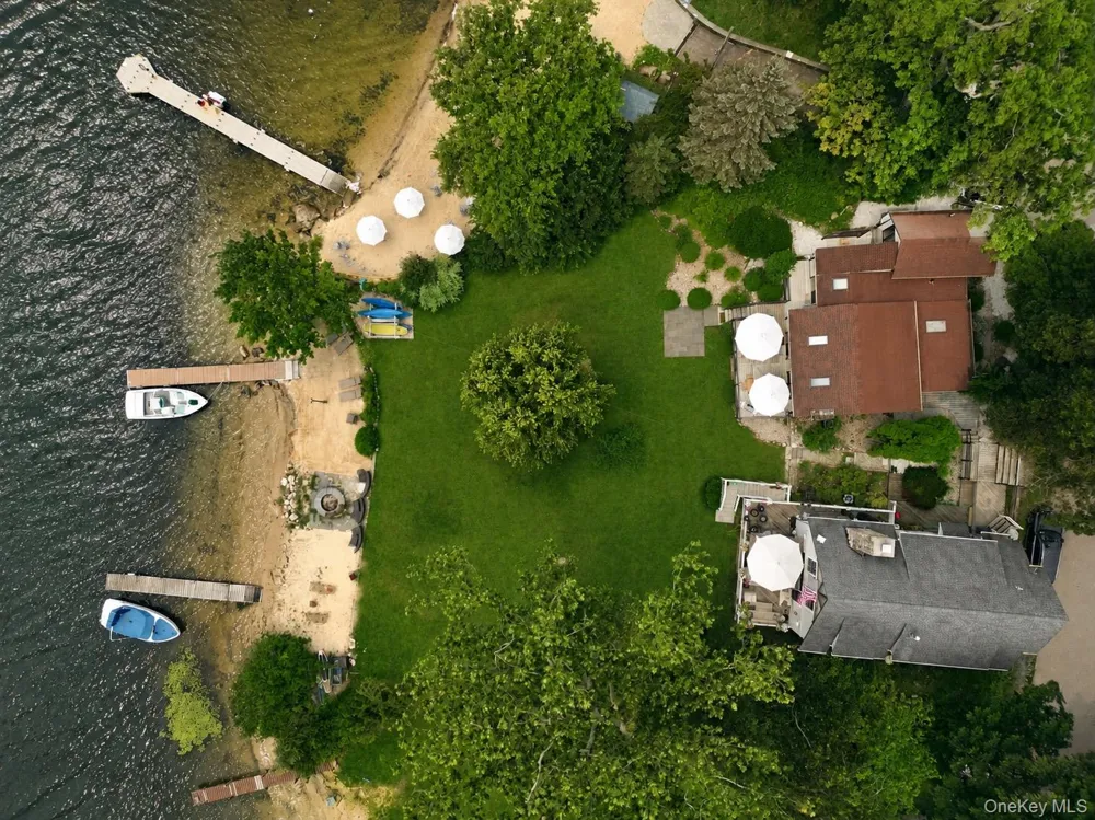 11 Vails Lake Shore Drive North Salem, NY 10509