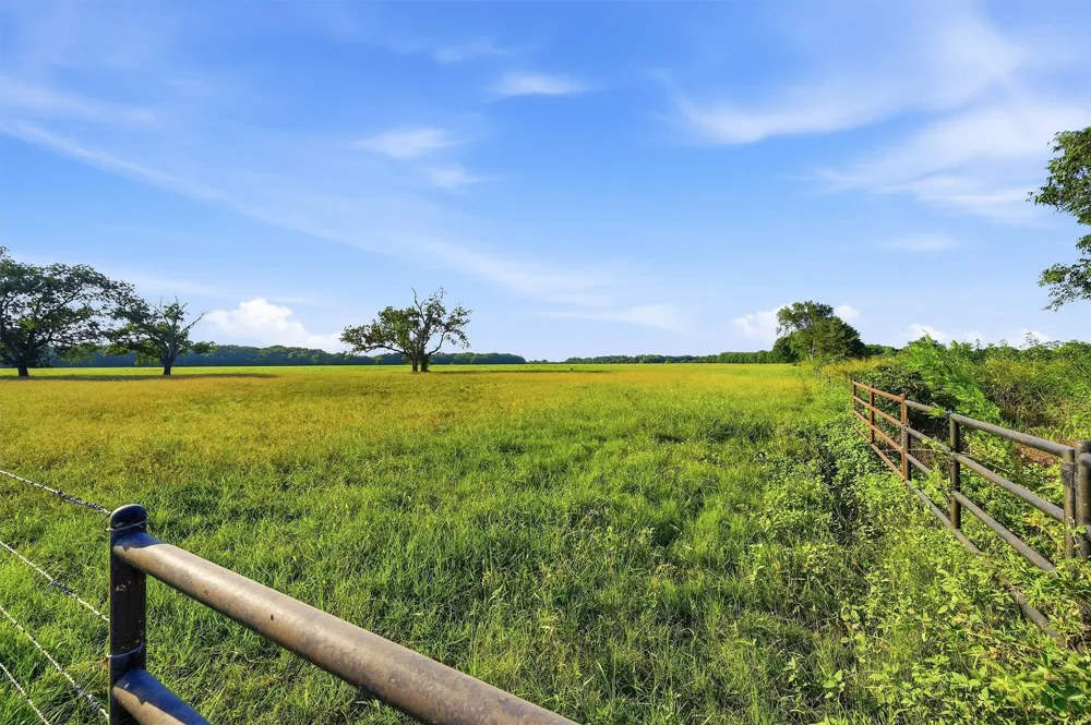 Oak Ridge Road Denison, TX 75021