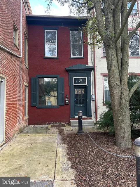 204 E MAIN STREET