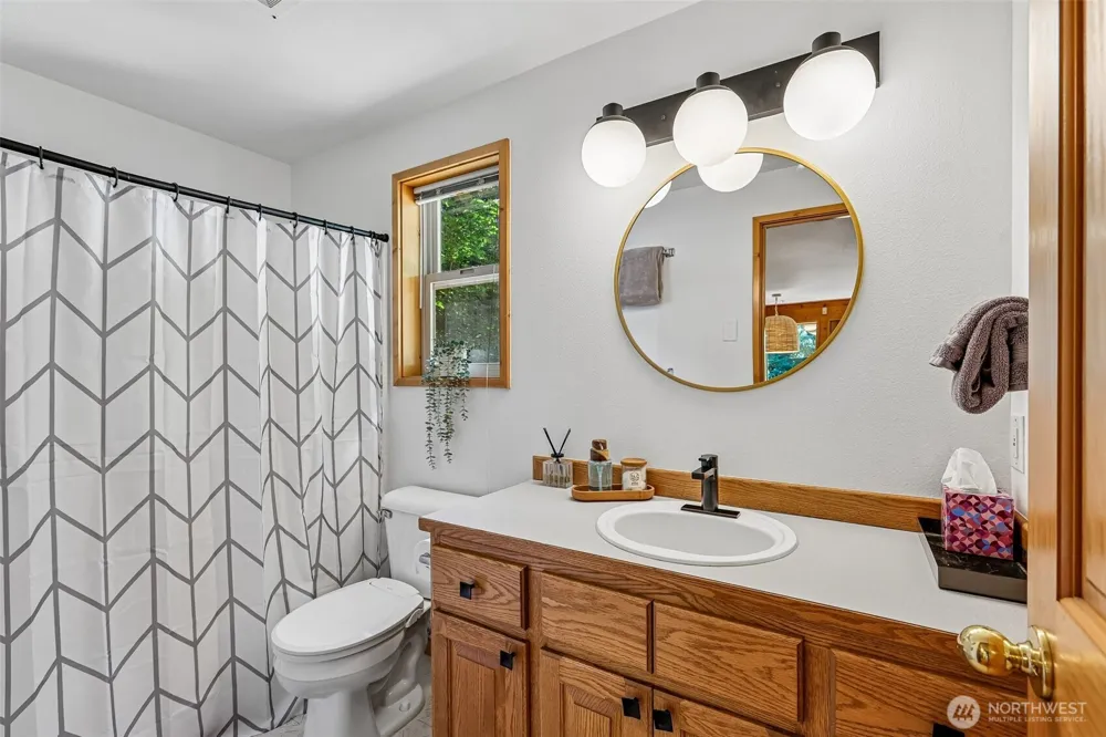 75742 NE 123rd Street Skykomish, WA 98288