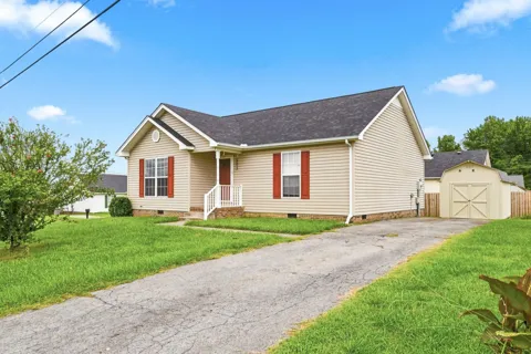 303 Bandera Ln
