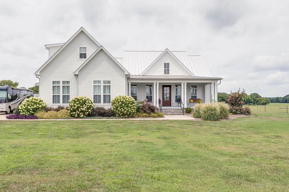 3130 Nashville Hwy Lewisburg, TN 37091