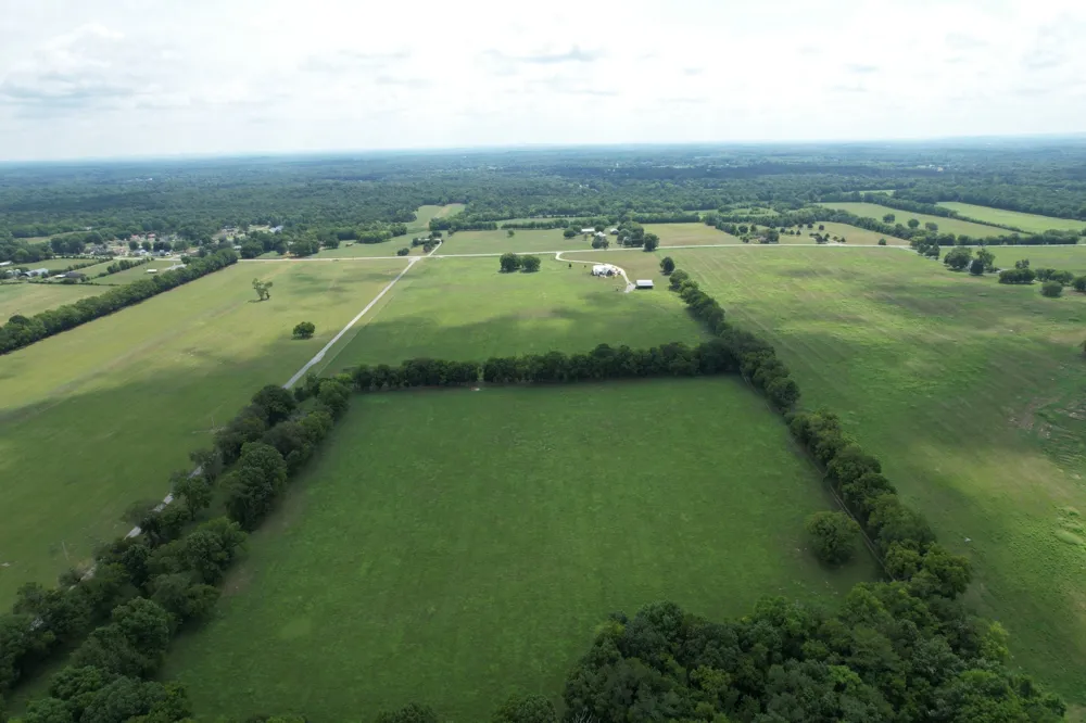 3130 Nashville Hwy Lewisburg, TN 37091
