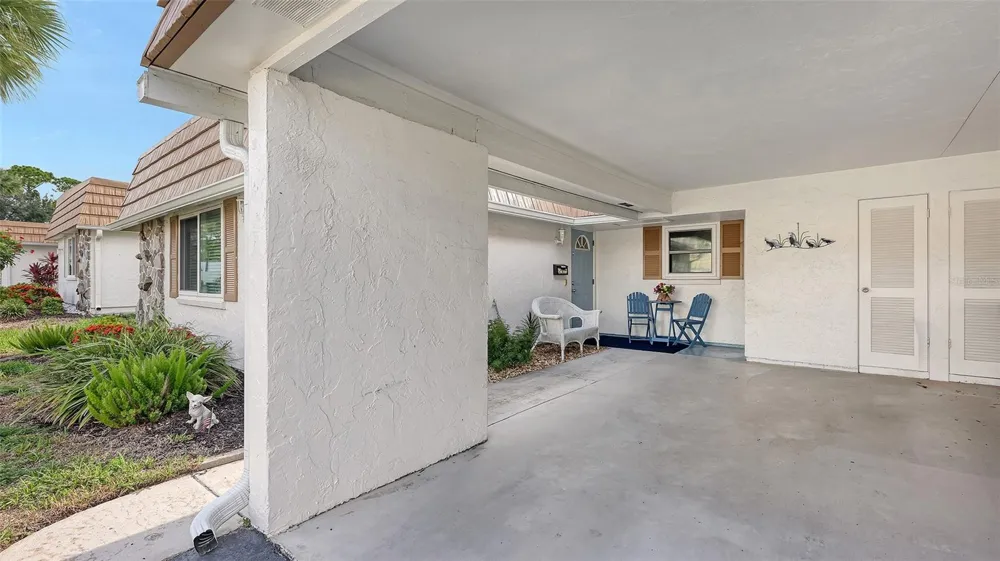2623 RIVERBLUFF PARKWAY #V144 Sarasota, FL 34231