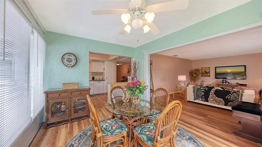 2623 RIVERBLUFF PARKWAY #V144 Sarasota, FL 34231