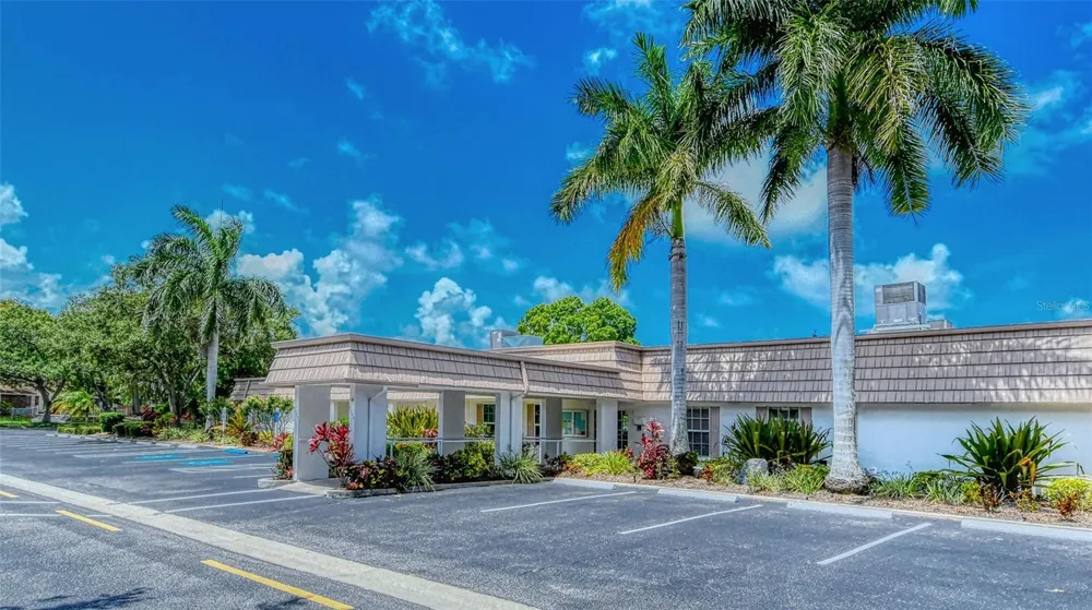 2623 RIVERBLUFF PARKWAY #V144 Sarasota, FL 34231