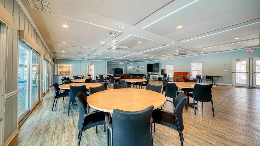 2623 RIVERBLUFF PARKWAY #V144 Sarasota, FL 34231