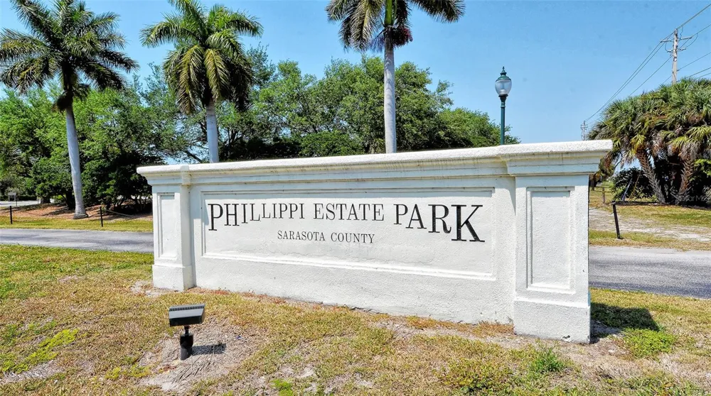 2623 RIVERBLUFF PARKWAY #V144 Sarasota, FL 34231