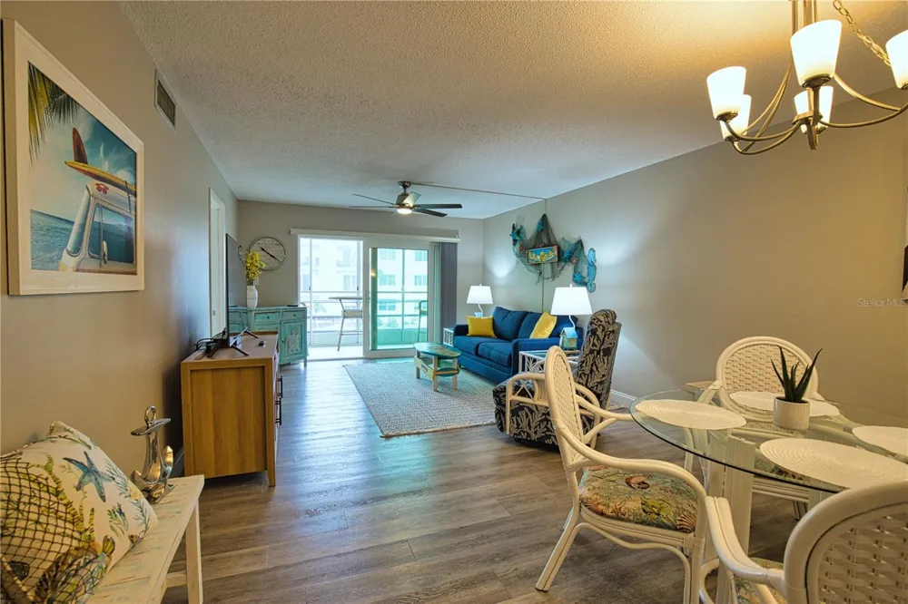 240 SANTA MARIA STREET #225 Venice, FL 34285