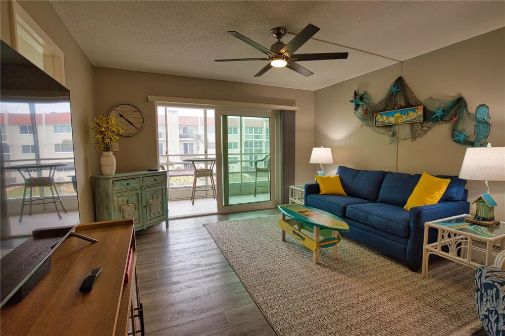 240 SANTA MARIA STREET #225 Venice, FL 34285