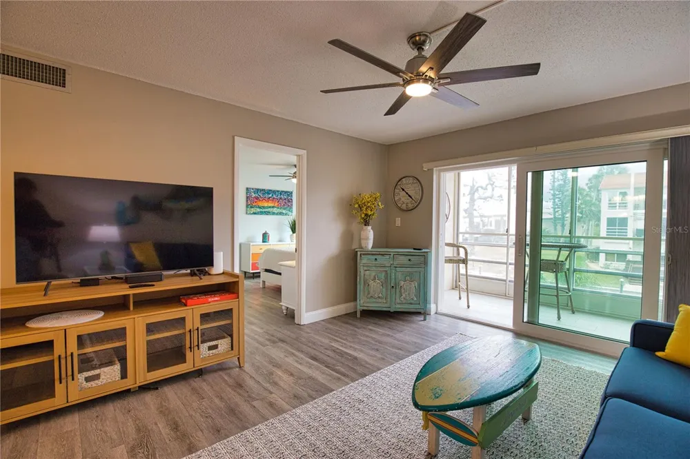 240 SANTA MARIA STREET #225 Venice, FL 34285