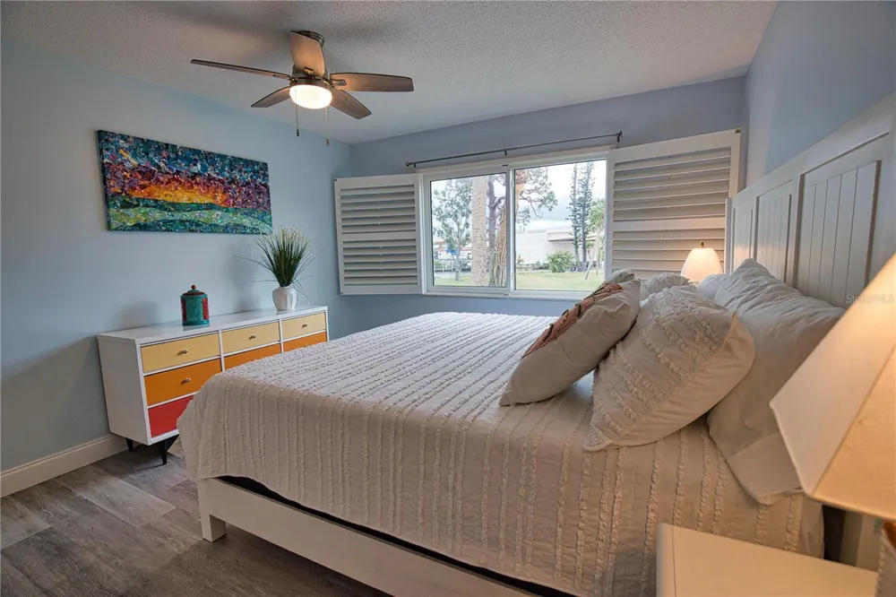 240 SANTA MARIA STREET #225 Venice, FL 34285