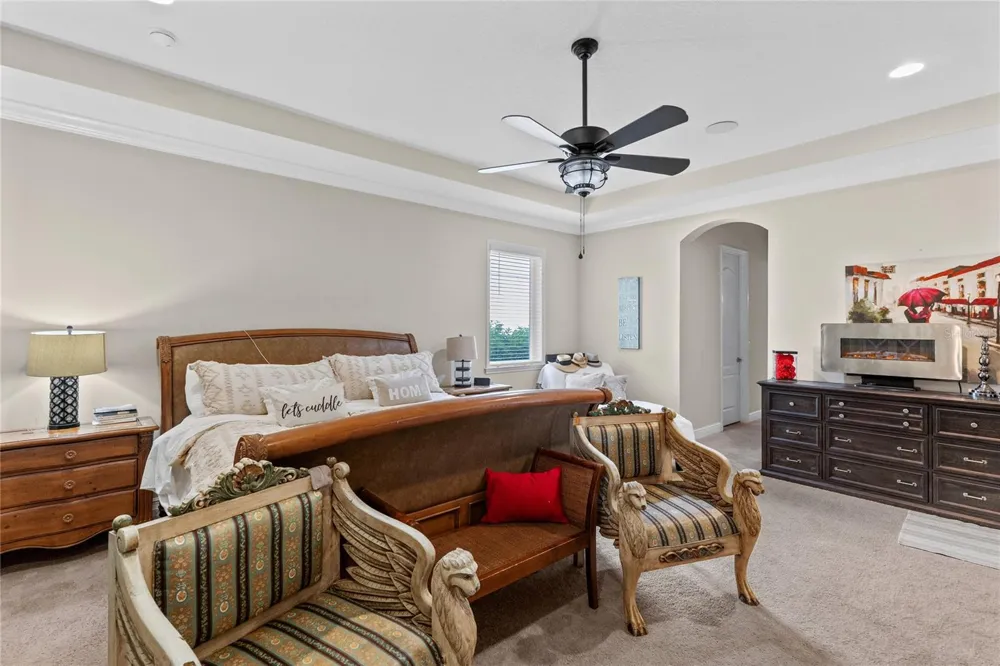 8802 FINSEN STREET Orlando, FL 32827