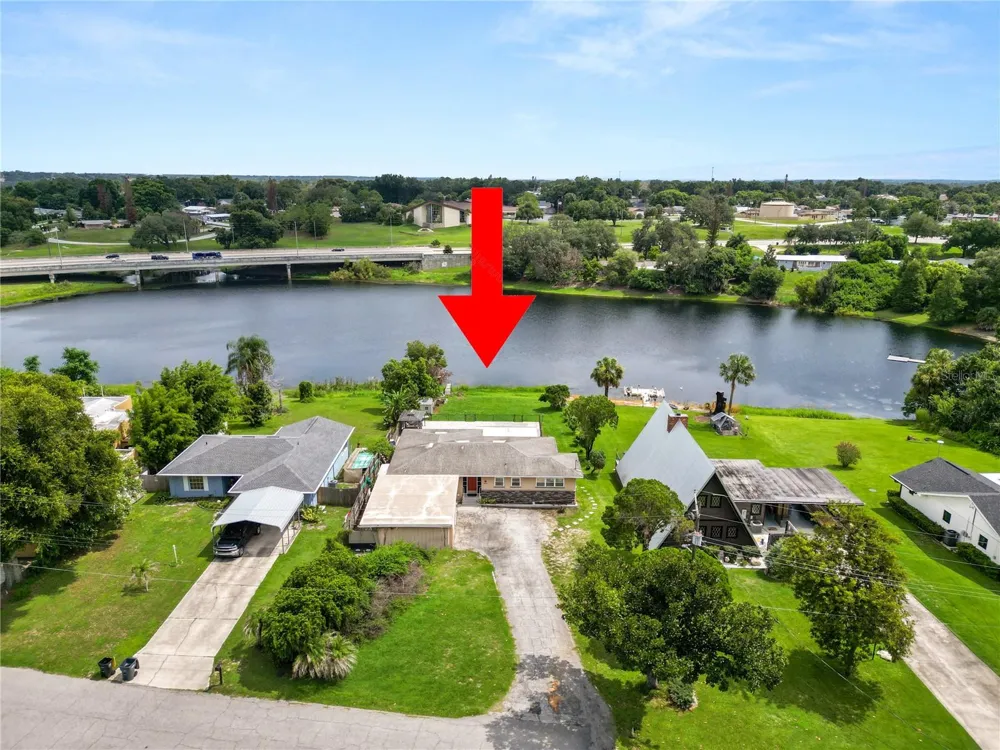 228 W LAKE INA DRIVE Winter Haven, FL 33884