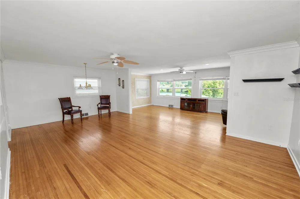228 W LAKE INA DRIVE Winter Haven, FL 33884