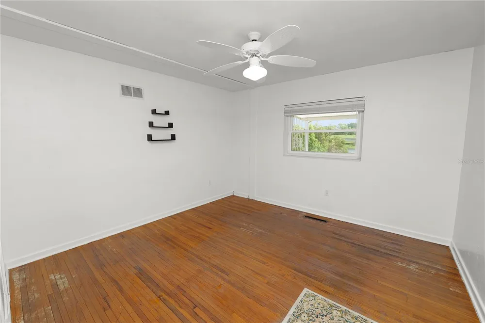 228 W LAKE INA DRIVE Winter Haven, FL 33884