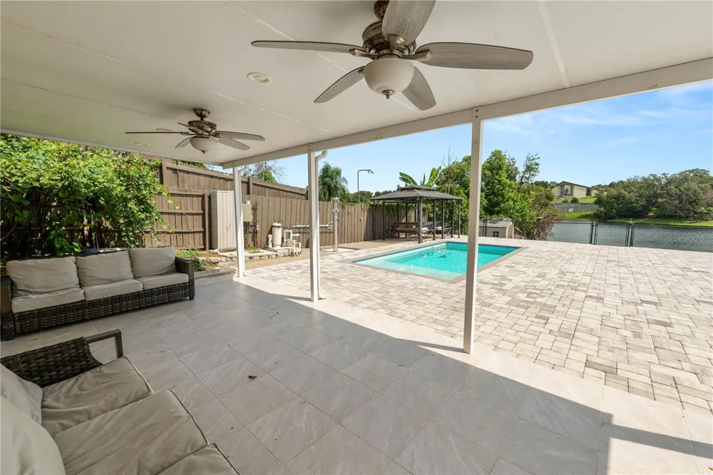 228 W LAKE INA DRIVE Winter Haven, FL 33884