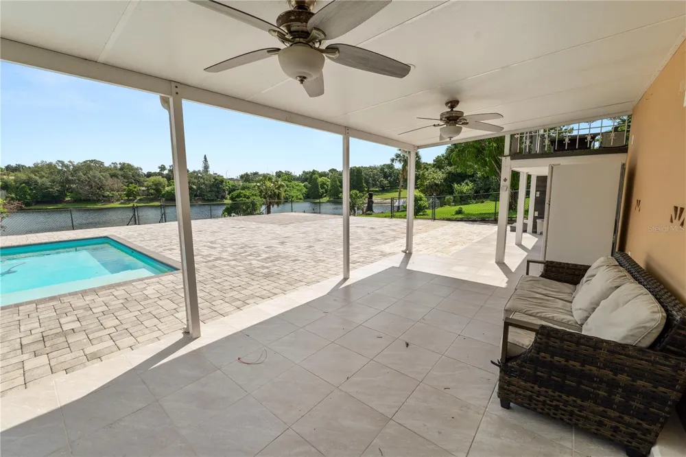 228 W LAKE INA DRIVE Winter Haven, FL 33884