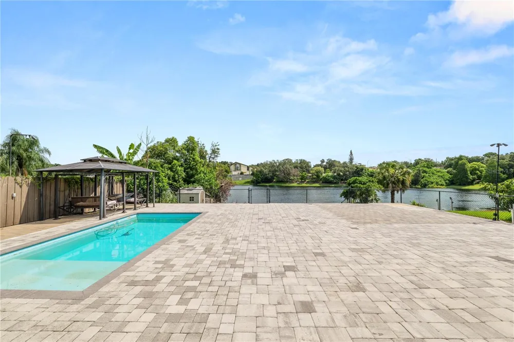 228 W LAKE INA DRIVE Winter Haven, FL 33884