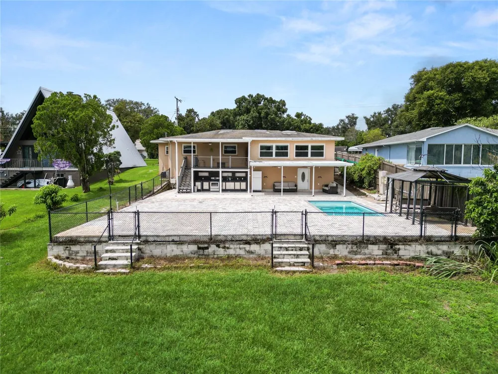 228 W LAKE INA DRIVE Winter Haven, FL 33884