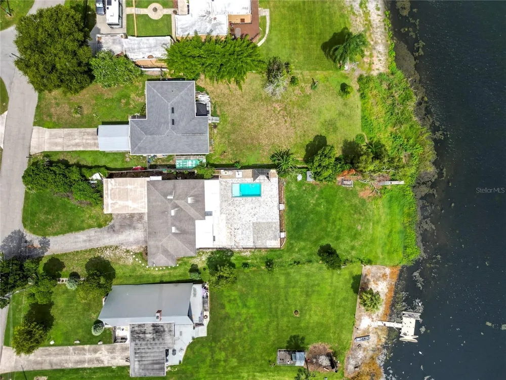 228 W LAKE INA DRIVE Winter Haven, FL 33884