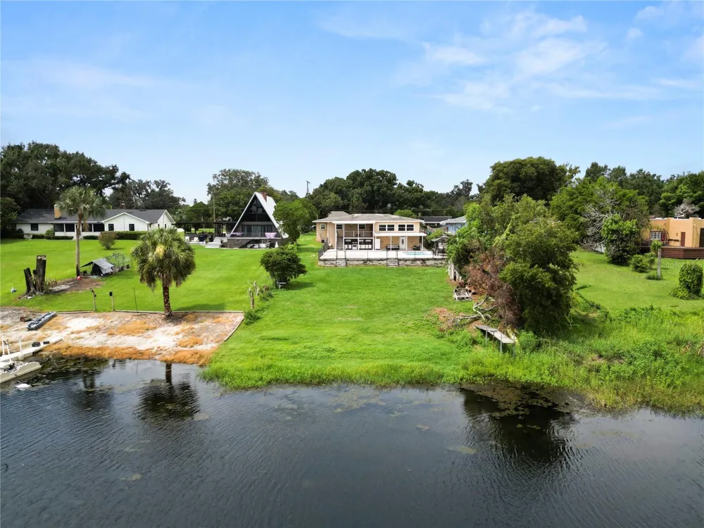 228 W LAKE INA DRIVE Winter Haven, FL 33884